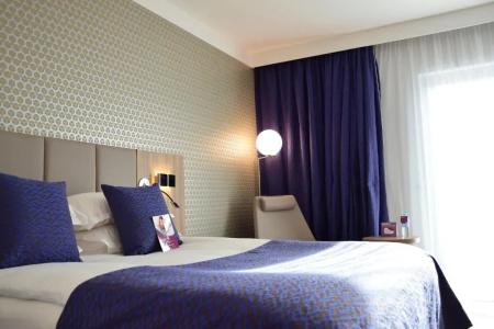 Crowne Plaza Lyon Parc de la Tête d'Or - 77