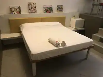 Little Italy Boutique Hostel - 62