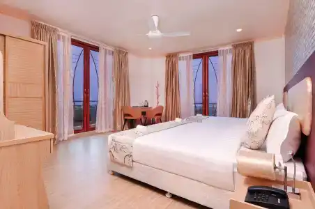 Sunrise Beach and Spa - 9