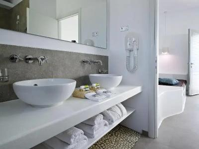 Santa Maria Luxury Suites & Spa - 77