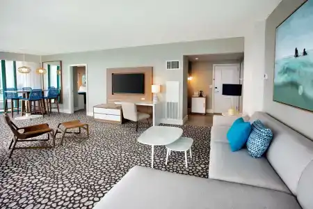 The Diplomat Beach Resort Hollywood, Curio Collection by Hilton - 7