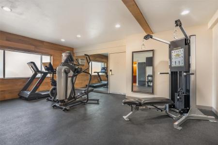 Best Western Plus Clocktower Inn - 21
