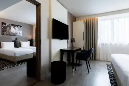 Ac Paris Porte Maillot By Marriott - 63