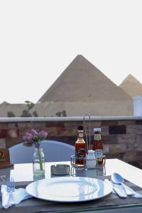 Elite Pyramids Boutique - 12