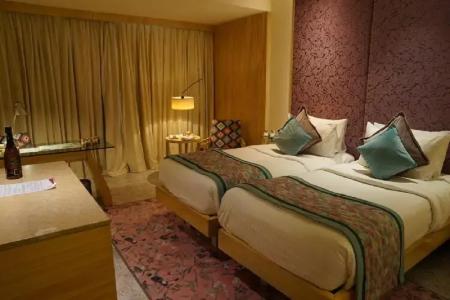 Royal Orchid Jaipur, 3 Kms to Airport - 68