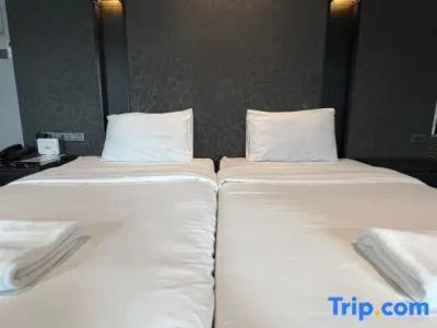 Pietra Bangkok - 67