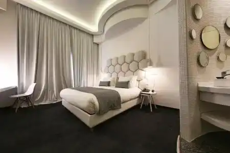 Boutique Gauthier - 125