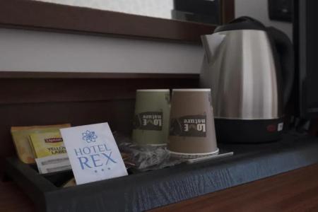Rex - 24