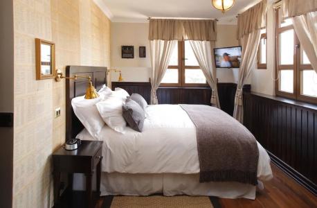 Boutique Castillo Rojo - 132