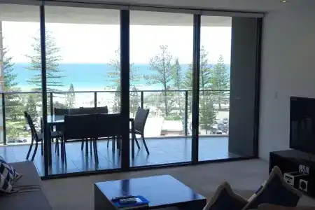 Ambience on Burleigh Beach - 76