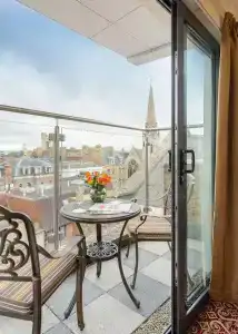 The George Street - 124