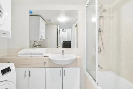 Markham Court - 56
