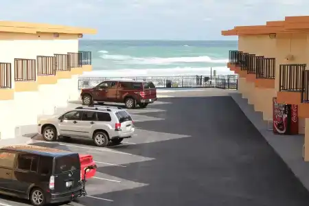 Grand Prix Beach Front - 18