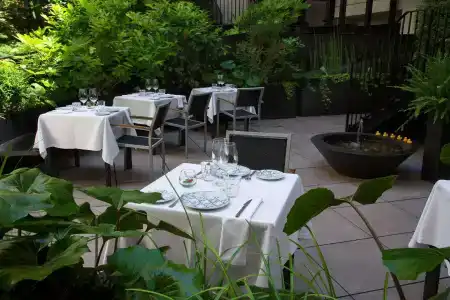 Atocha Madrid, Tapestry Collection by Hilton - 14