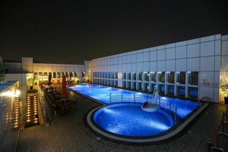 Ivory Grand - 11