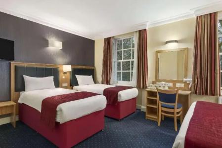 Days Inn Hyde Park - 23
