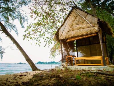 Bamboo Cottages - 16