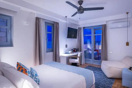 Shapes Luxury Suites - 36