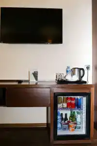 Corner Inn - 61