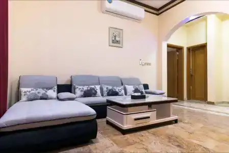 Farah Apartment - 1
