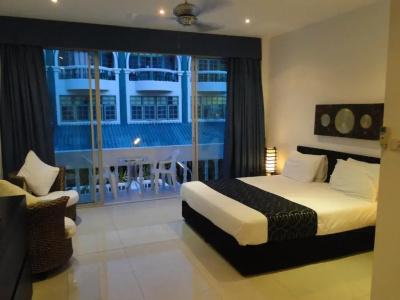 East Suites - 60