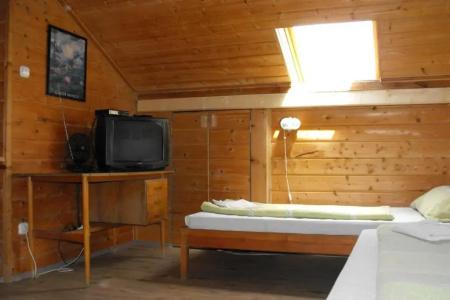 Hungaria Guesthouse - 14