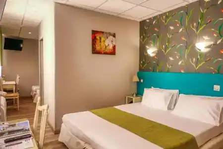 Hôtel Le Médiéval - 32