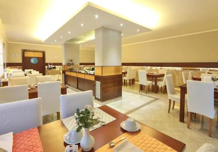 Suites & Residence - 20