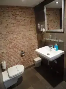 Corner House - 6
