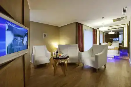 Granada Luxury - 7