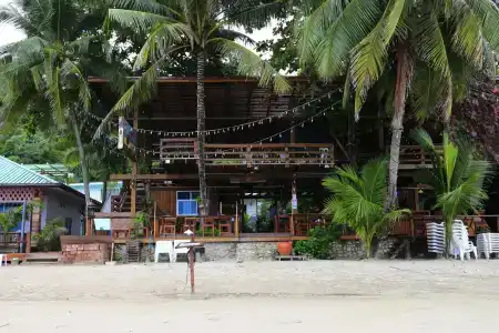 Apple Beachfront Resort - 20