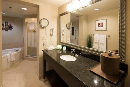 Holiday Inn & Suites Kanata, an IHG - 7