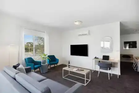 Quest Mawson Lakes - 43