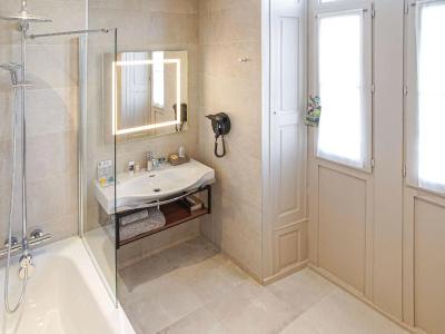 Mercure Rennes Centre Place Bretagne - 25