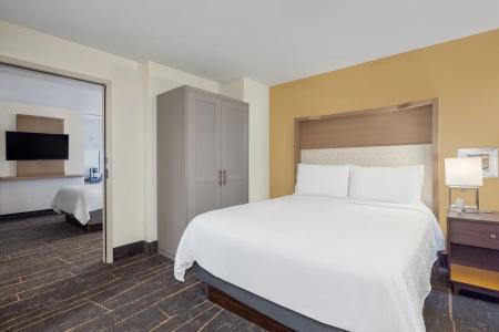 Holiday Inn Downtown Centre By Ihg - 34