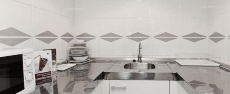 ApartAtenea Barcelona - 12