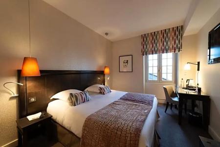 Hôtel Le Griffon d'Or - 1