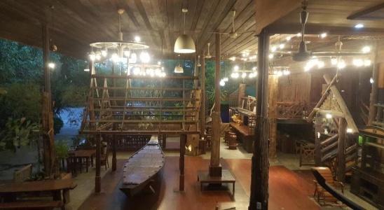 Ruean Mai Chai Khlong - 20