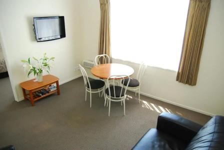 Rosewood Court - 53