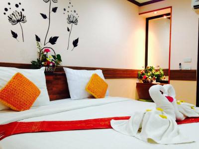 Airport Phuket Garden Resort - 1