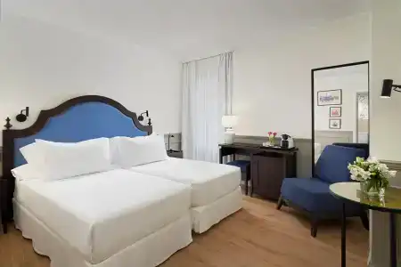 H10 Corregidor Boutique - 9
