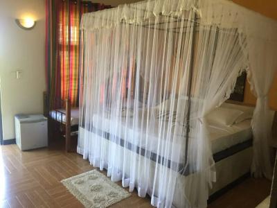 Lake Villa Resort - 4