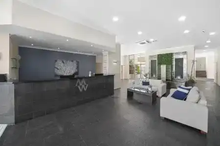 Macquarie Waters Boutique Apartment - 1