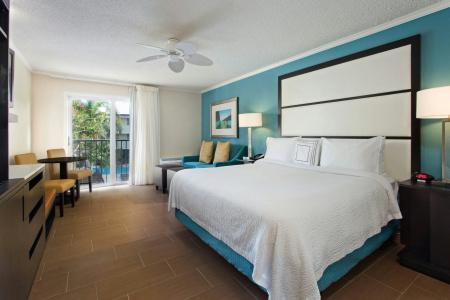 Fairfield Inn & Suites by Marriott - 4