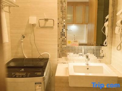 Xinyang City Celebrity - 103