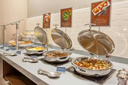 SpringHill Suites by Marriott Orange County - 28