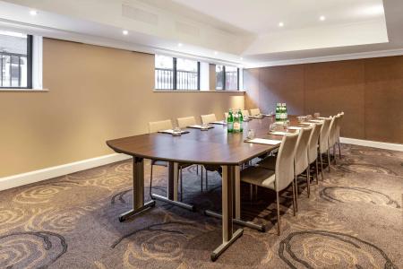 Radisson Blu Edwardian Kenilworth, London - 17