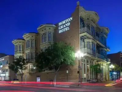 Horton Grand - 38