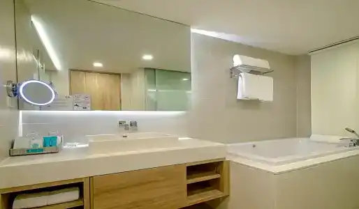 Phuket Graceland Resort And Spa - Sha Extra Plus - 120