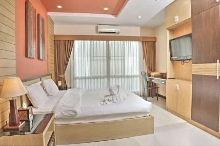 Whispering Palms Suite - 2